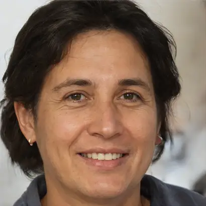 Caroline Leroy